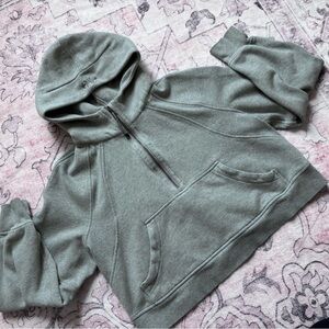Lululemon Scuba Cropped Hoodie